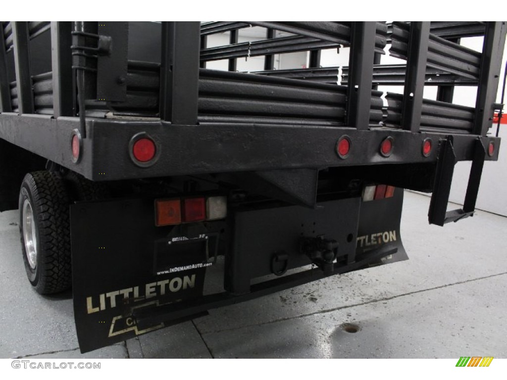 2005 Silverado 3500 Regular Cab 4x4 Chassis - Summit White / Dark Charcoal photo #14