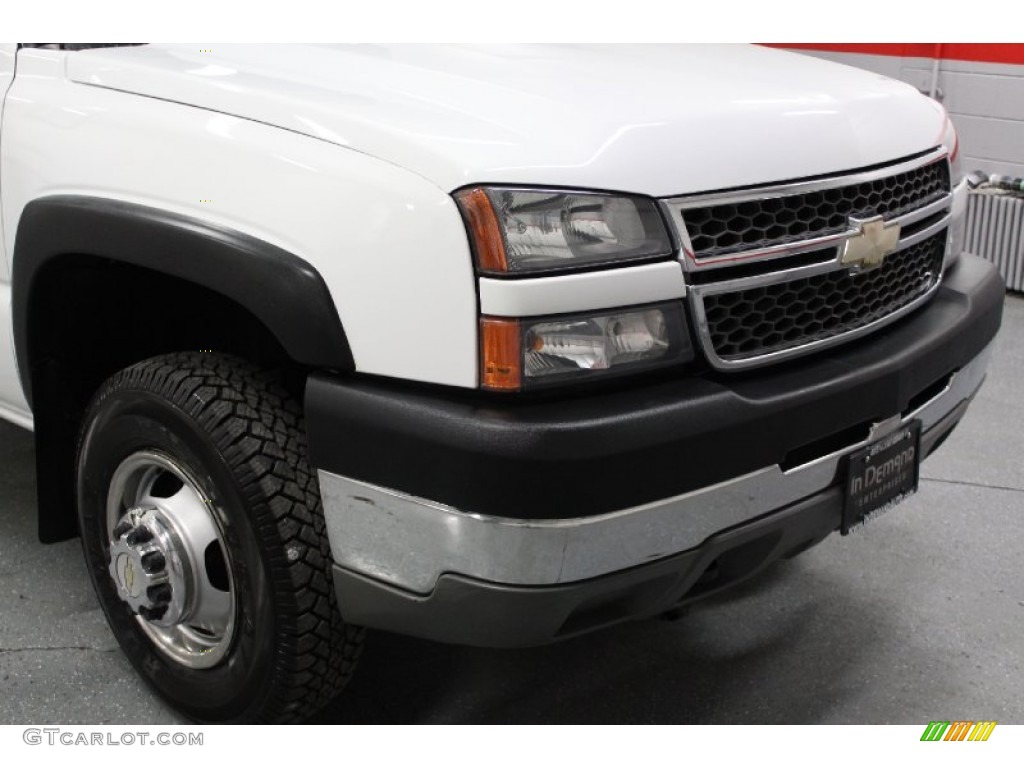 2005 Silverado 3500 Regular Cab 4x4 Chassis - Summit White / Dark Charcoal photo #24