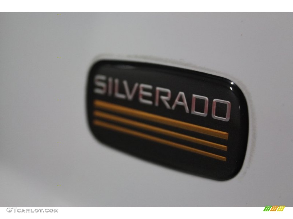 2005 Silverado 3500 Regular Cab 4x4 Chassis - Summit White / Dark Charcoal photo #27