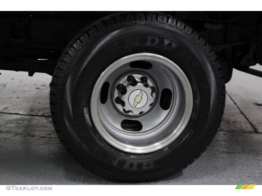 2005 Silverado 3500 Regular Cab 4x4 Chassis - Summit White / Dark Charcoal photo #37