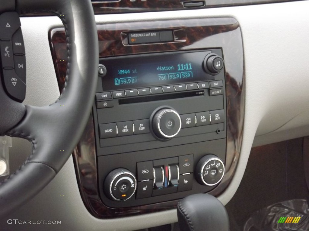 2013 Chevrolet Impala LTZ Controls Photo #75686913