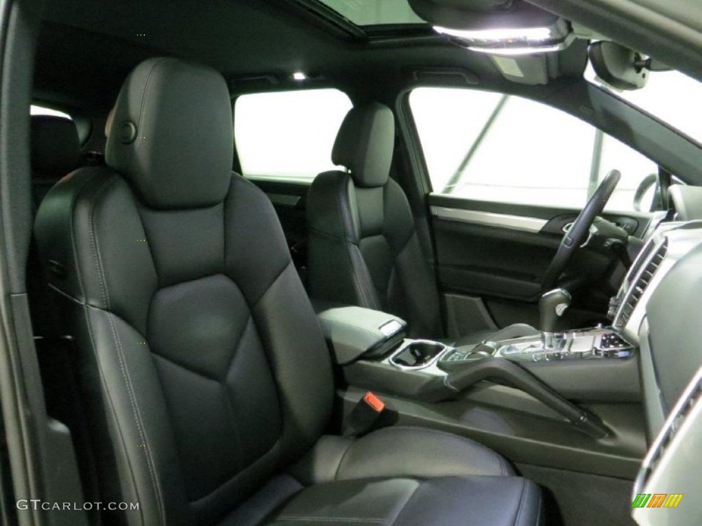 Black Interior 2011 Porsche Cayenne S Photo #75687435