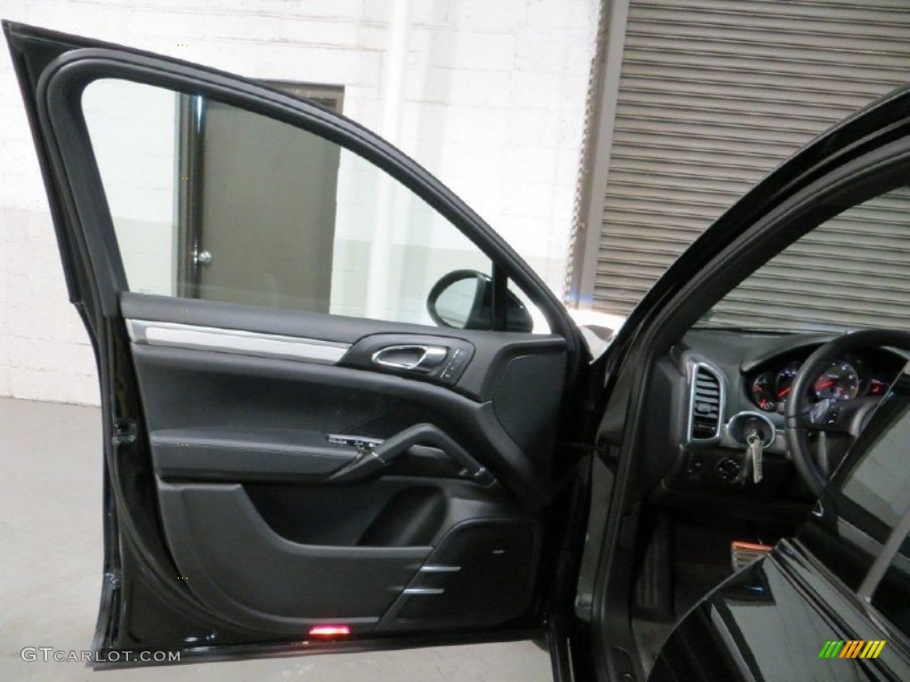 2011 Porsche Cayenne S Black Door Panel Photo #75687768
