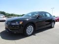 Black - Passat 2.5L S Photo No. 1