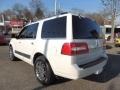 2009 White Platinum Tri-Coat Lincoln Navigator 4x4  photo #10