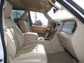 2009 White Platinum Tri-Coat Lincoln Navigator 4x4  photo #17