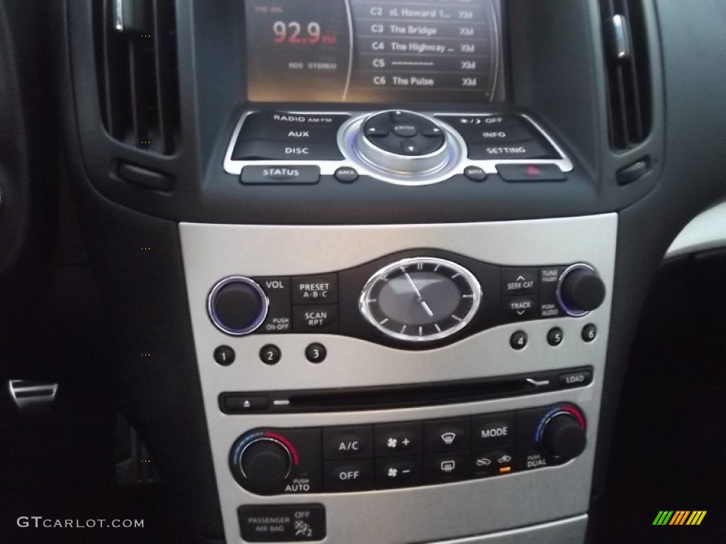 2009 Infiniti G 37 S Sport Coupe Controls Photo #75692001