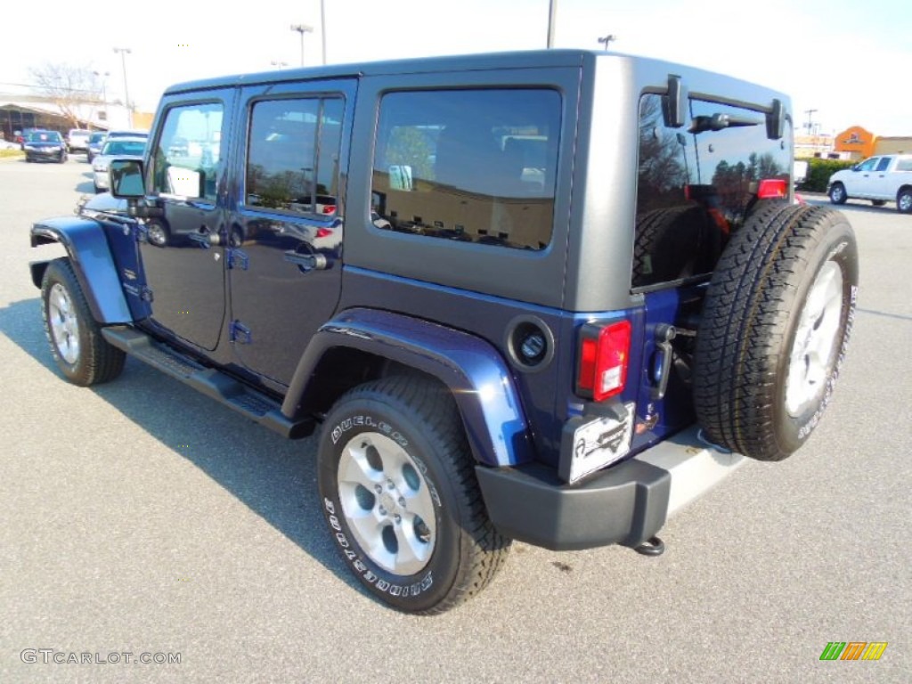 2013 Wrangler Unlimited Sahara 4x4 - True Blue Pearl / Black photo #4