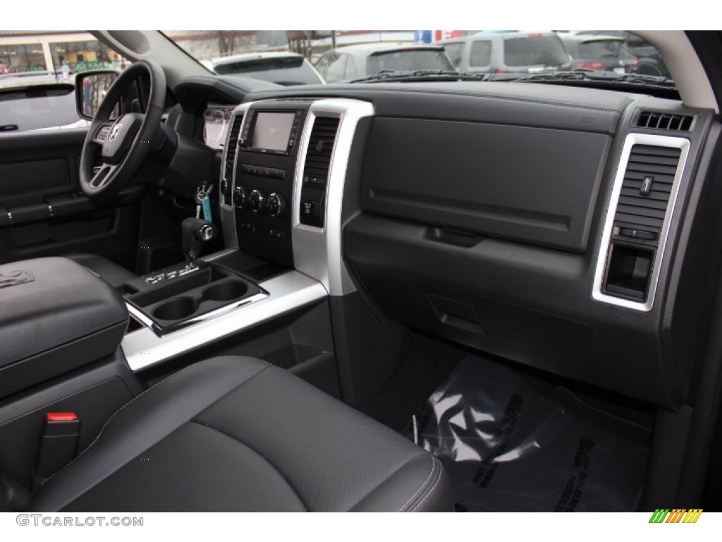 2012 Ram 1500 Sport Quad Cab 4x4 - Black / Dark Slate Gray photo #25