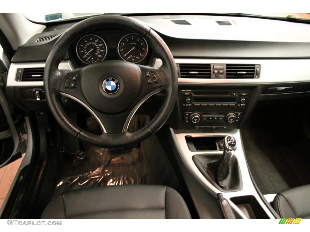 2009 3 Series 328xi Coupe - Titanium Silver Metallic / Black photo #7