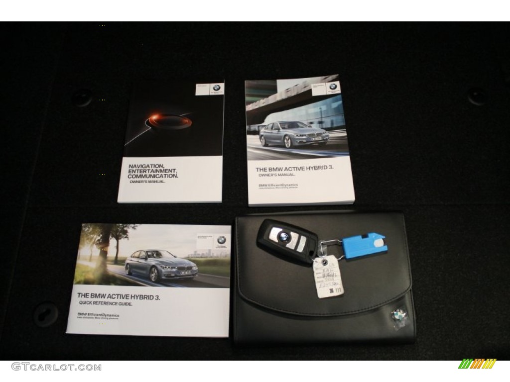 2013 BMW 3 Series ActiveHybrid 3 Sedan Books/Manuals Photo #75701607