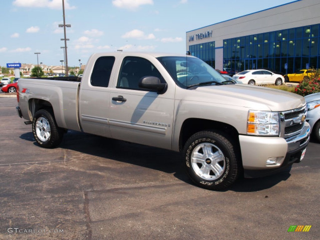 2009 Silverado 1500 LT Extended Cab 4x4 - Silver Birch Metallic / Ebony photo #2