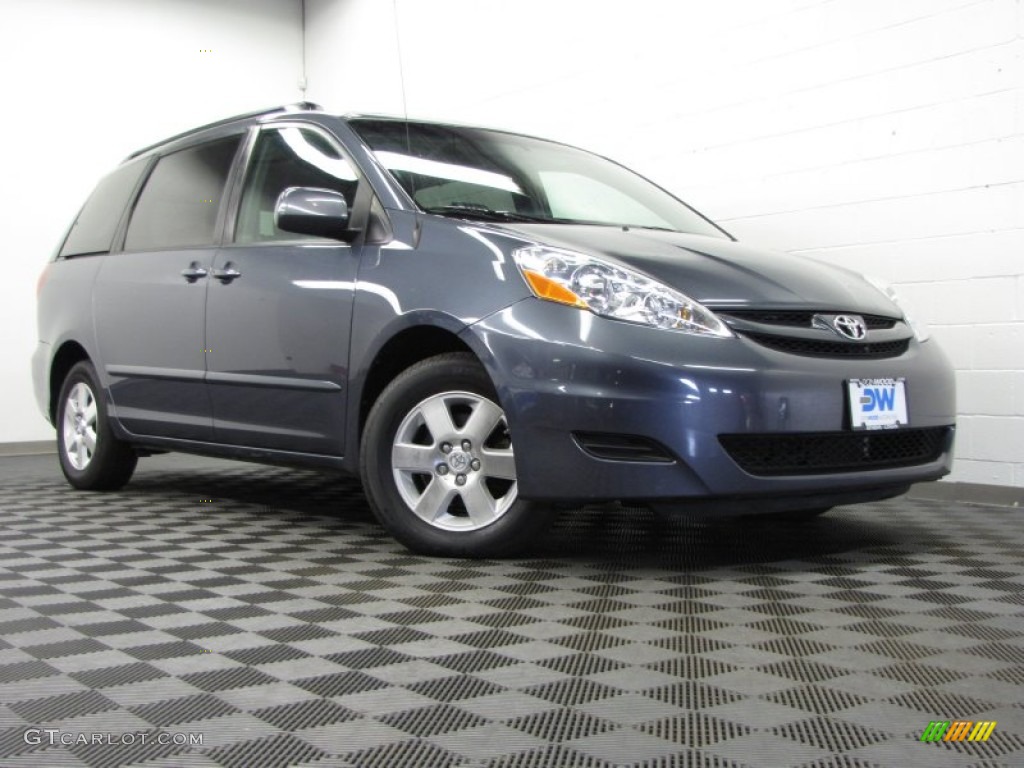 2008 Sienna XLE - Slate Metallic / Fawn photo #1