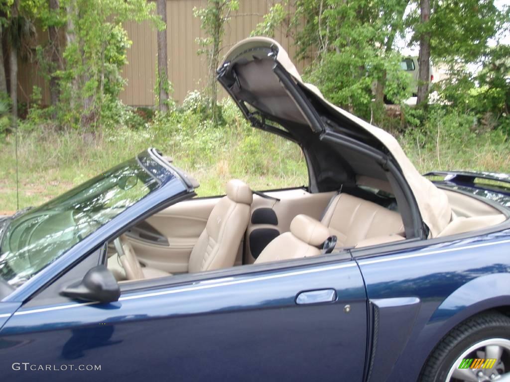 2003 Mustang GT Convertible - True Blue Metallic / Medium Parchment photo #18
