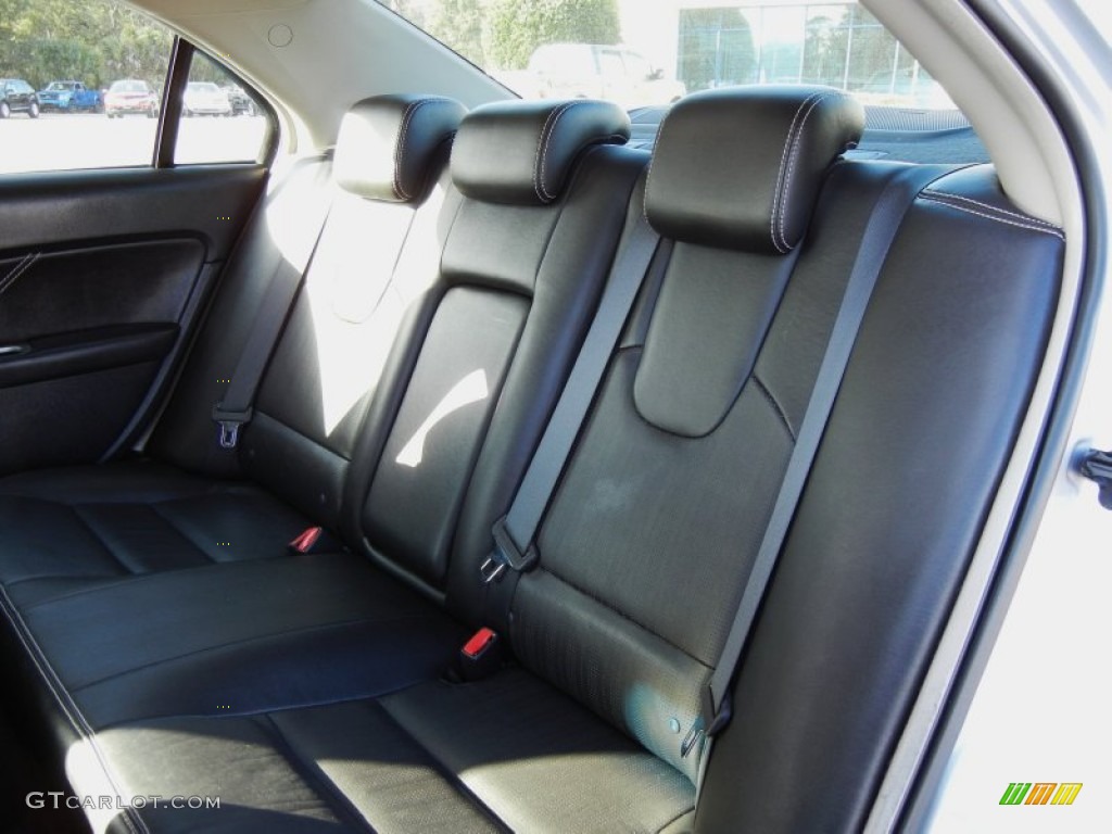 2010 Fusion Sport - Brilliant Silver Metallic / Charcoal Black/Sport Black photo #16