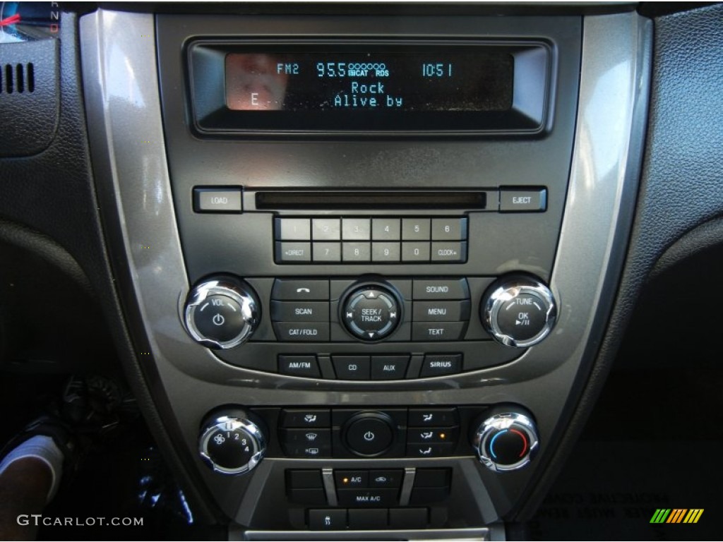 2010 Fusion Sport - Brilliant Silver Metallic / Charcoal Black/Sport Black photo #23