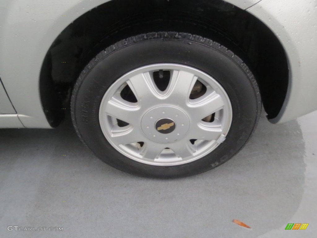 2005 Chevrolet Aveo LT Sedan Wheel Photo #75711165