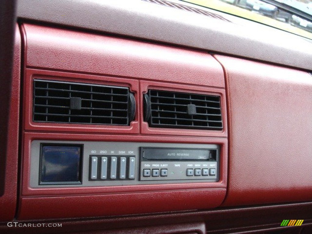 1990 Chevrolet C/K C1500 454 SS Controls Photo #75711567