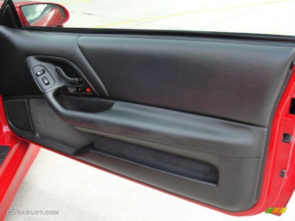 2002 Chevrolet Camaro Z28 SS 35th Anniversary Edition Coupe Ebony Black Door Panel Photo #75712065