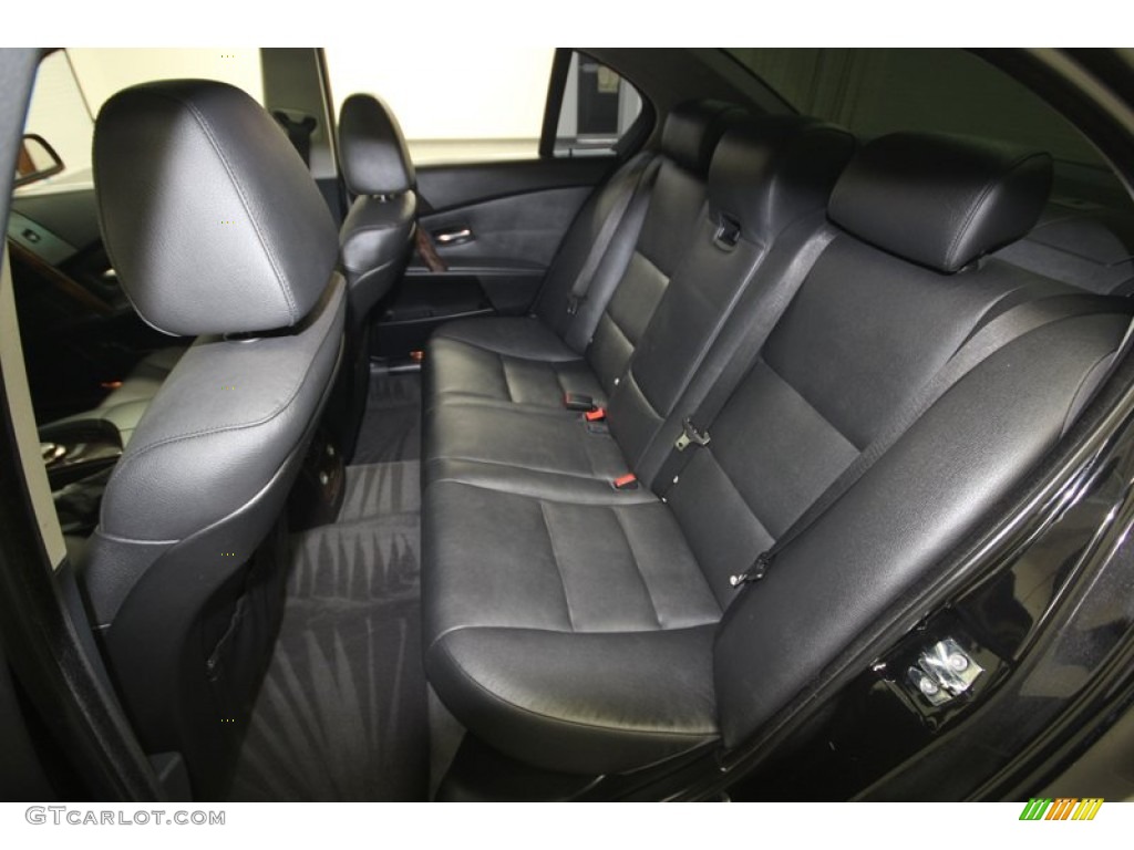 2007 BMW 5 Series 525i Sedan Rear Seat Photo #75714702