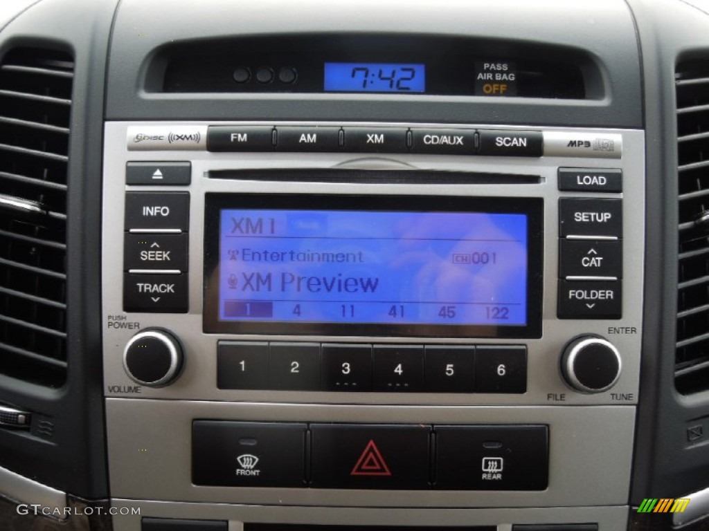 2009 Santa Fe Limited - Bright Silver / Black photo #16