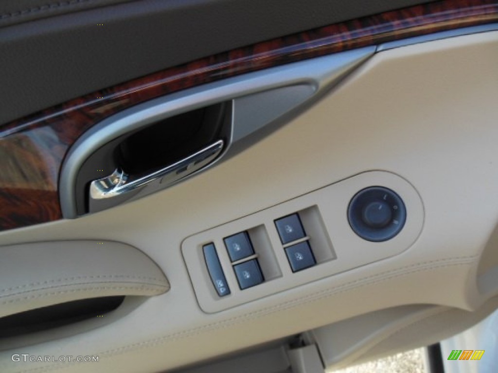 2013 LaCrosse FWD - White Diamond Tricoat / Cashmere photo #15