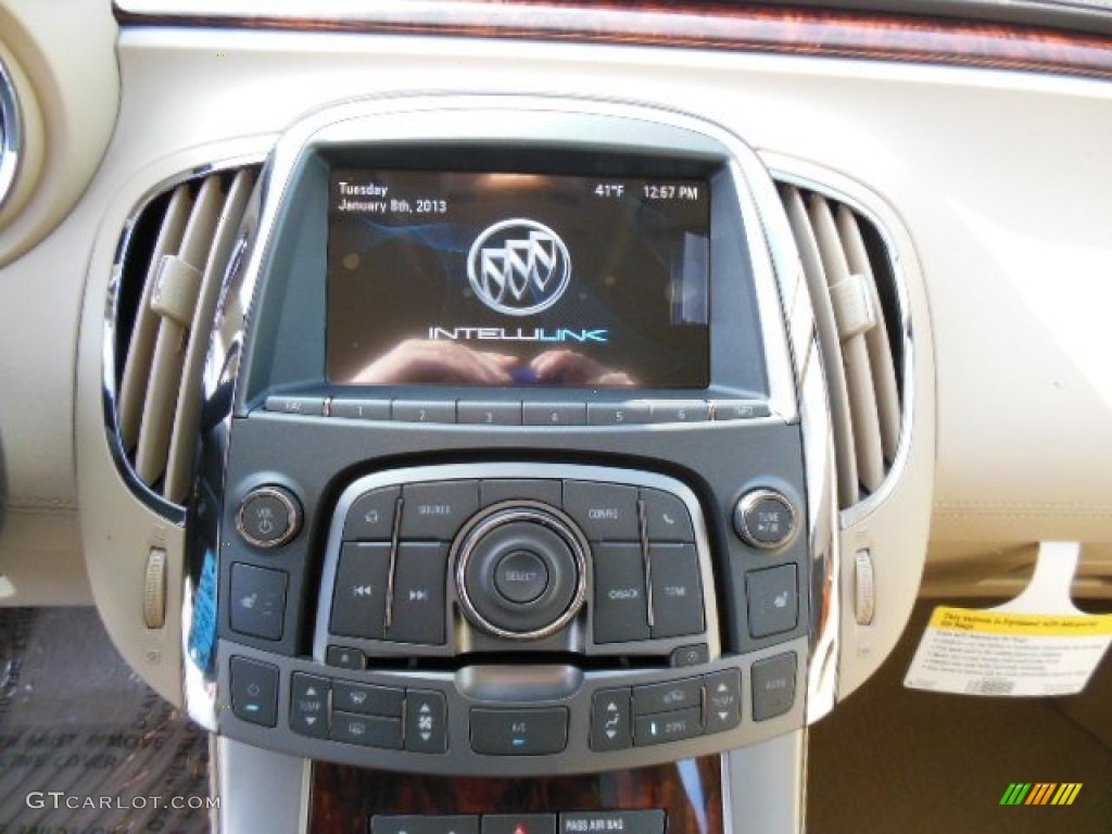 2013 LaCrosse FWD - White Diamond Tricoat / Cashmere photo #16