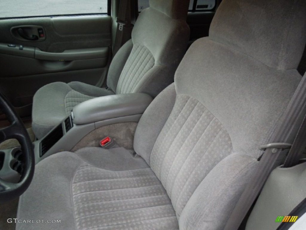 2001 Chevrolet Blazer LS Front Seat Photos