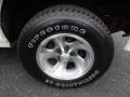 2001 Chevrolet Blazer LS Wheel and Tire Photo