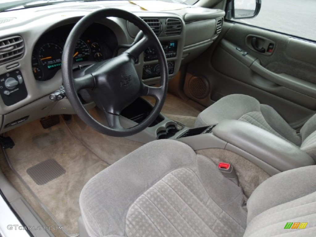 2001 Chevrolet Blazer LS Interior Color Photos