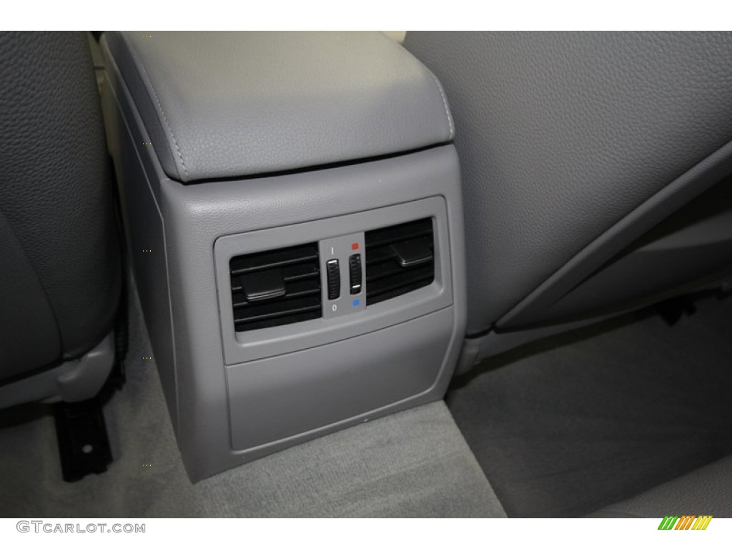 2011 3 Series 335i Sedan - Space Gray Metallic / Gray Dakota Leather photo #32