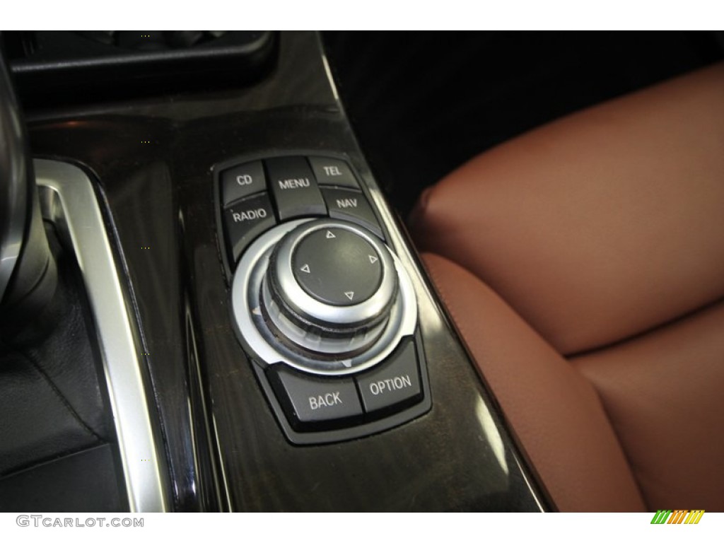 2011 BMW 5 Series 535i Sedan Controls Photo #75723280