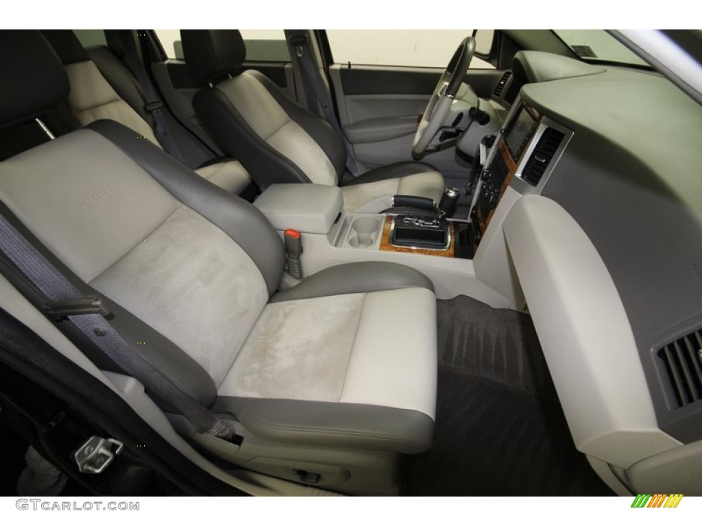 2009 Jeep Grand Cherokee Limited Front Seat Photo #75724716