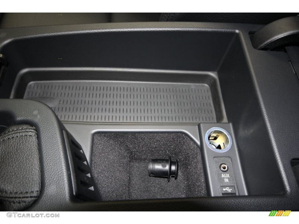 2010 3 Series 335i Convertible - Black Sapphire Metallic / Black photo #23