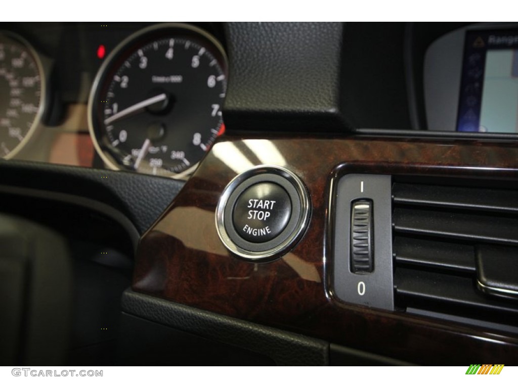 2010 3 Series 335i Convertible - Black Sapphire Metallic / Black photo #24
