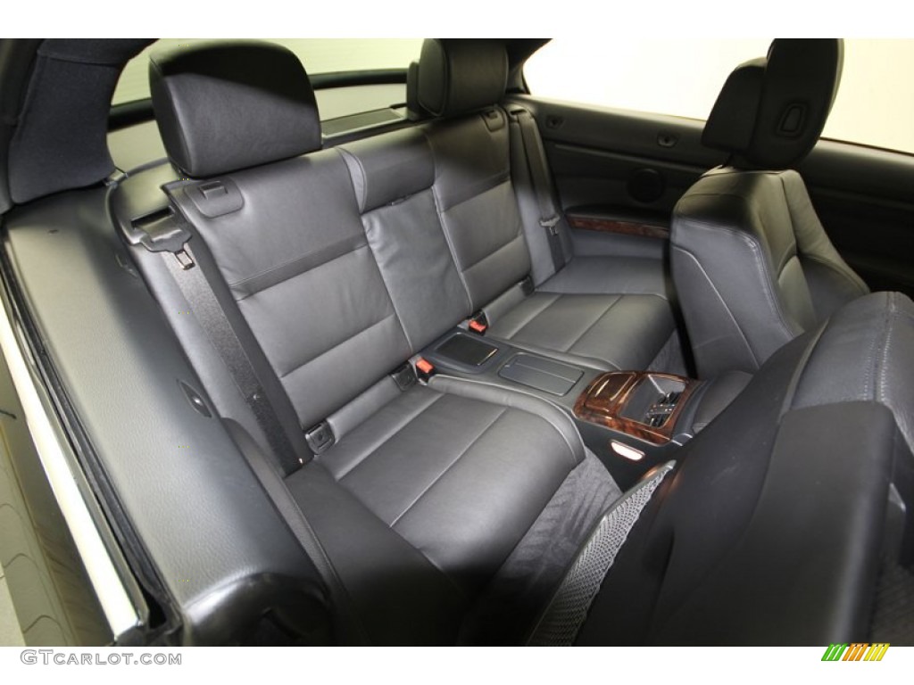 2010 3 Series 335i Convertible - Black Sapphire Metallic / Black photo #30