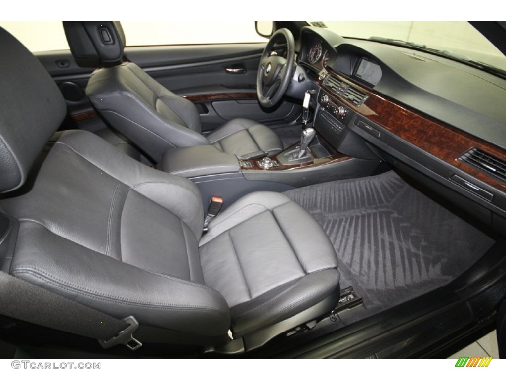 2010 3 Series 335i Convertible - Black Sapphire Metallic / Black photo #31