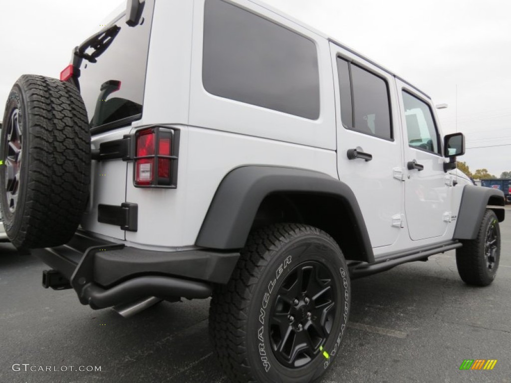 Bright White 2013 Jeep Wrangler Unlimited Moab Edition 4x4 Exterior Photo #75727149