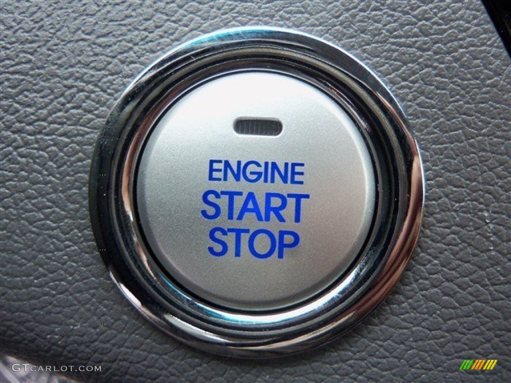 2013 Hyundai Sonata Limited Controls Photo #75727418