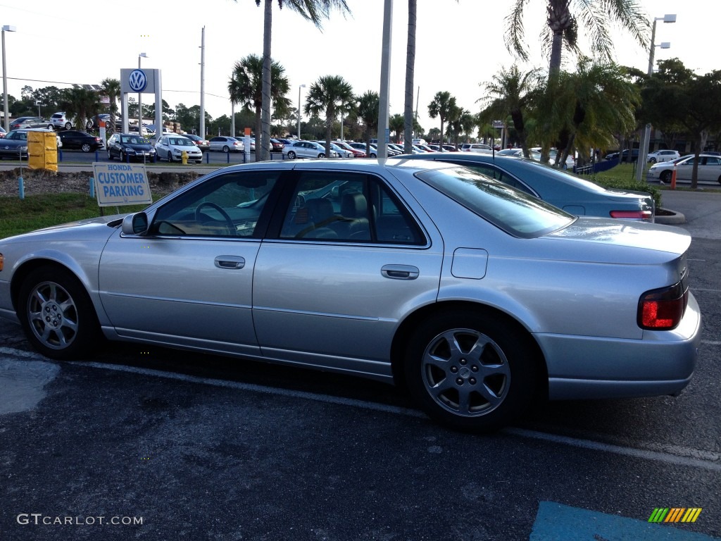 2002 Seville STS - Sterling Silver / Dark Gray photo #3