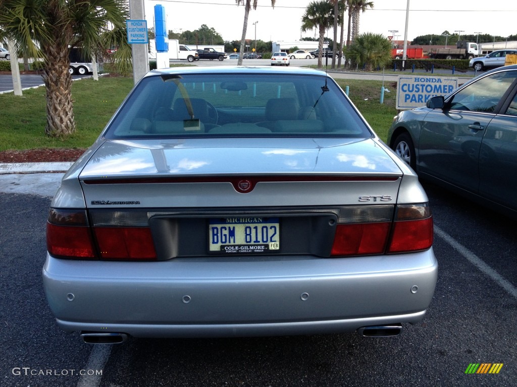 2002 Seville STS - Sterling Silver / Dark Gray photo #4