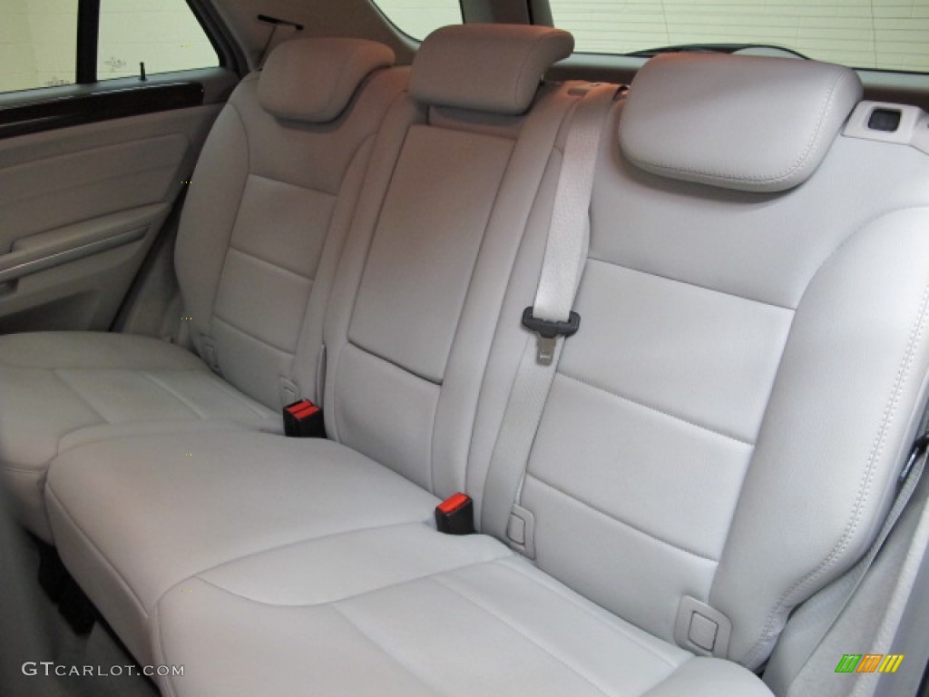 2010 ML 350 4Matic - Palladium Silver Metallic / Ash photo #18