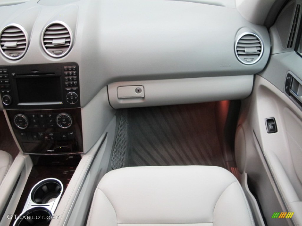 2010 ML 350 4Matic - Palladium Silver Metallic / Ash photo #24