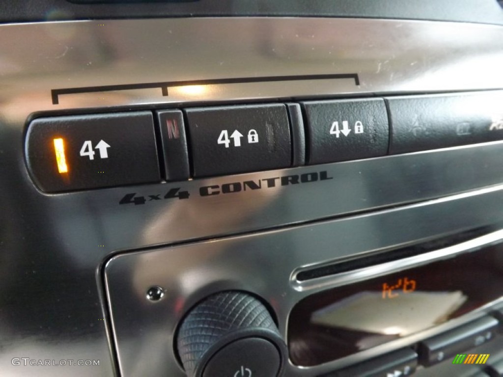 2008 Hummer H3 Standard H3 Model Controls Photo #75735416