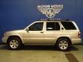 Chrome Silver Metallic - Pathfinder LE 4x4 Photo No. 5
