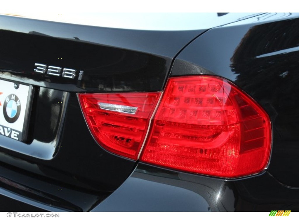 2010 3 Series 328i xDrive Sedan - Black Sapphire Metallic / Oyster/Black Dakota Leather photo #22