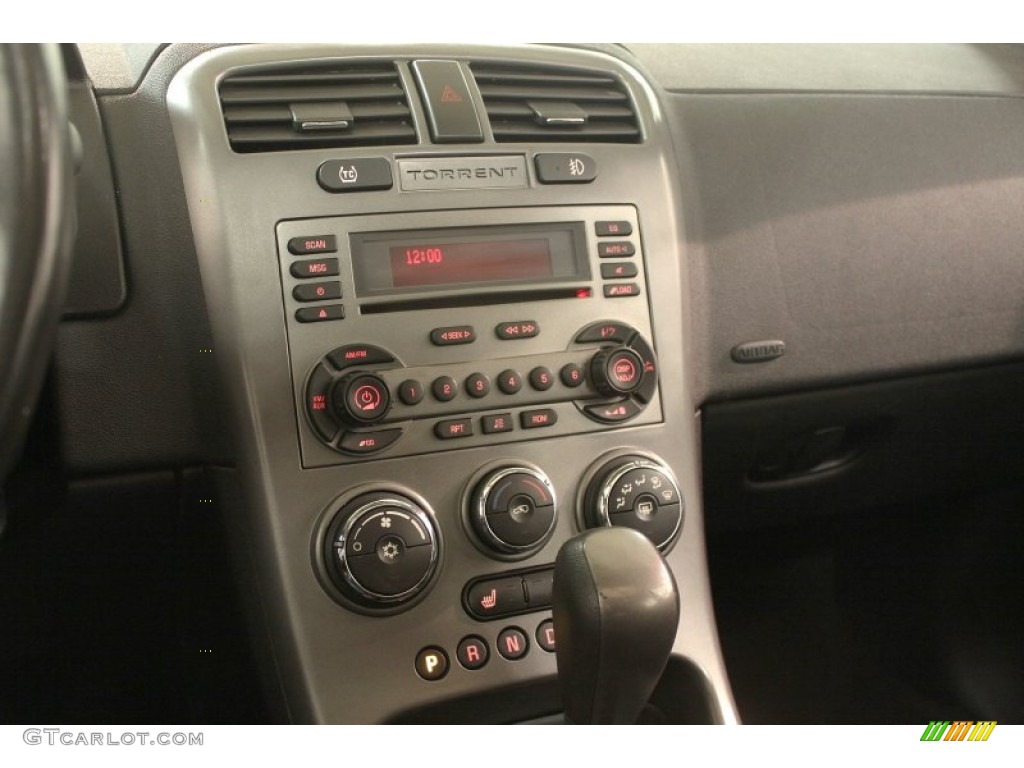 2006 Pontiac Torrent Standard Torrent Model Controls Photo #75740134
