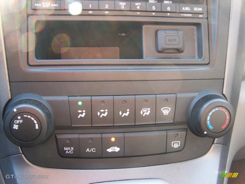 2009 CR-V LX - Glacier Blue Metallic / Gray photo #18