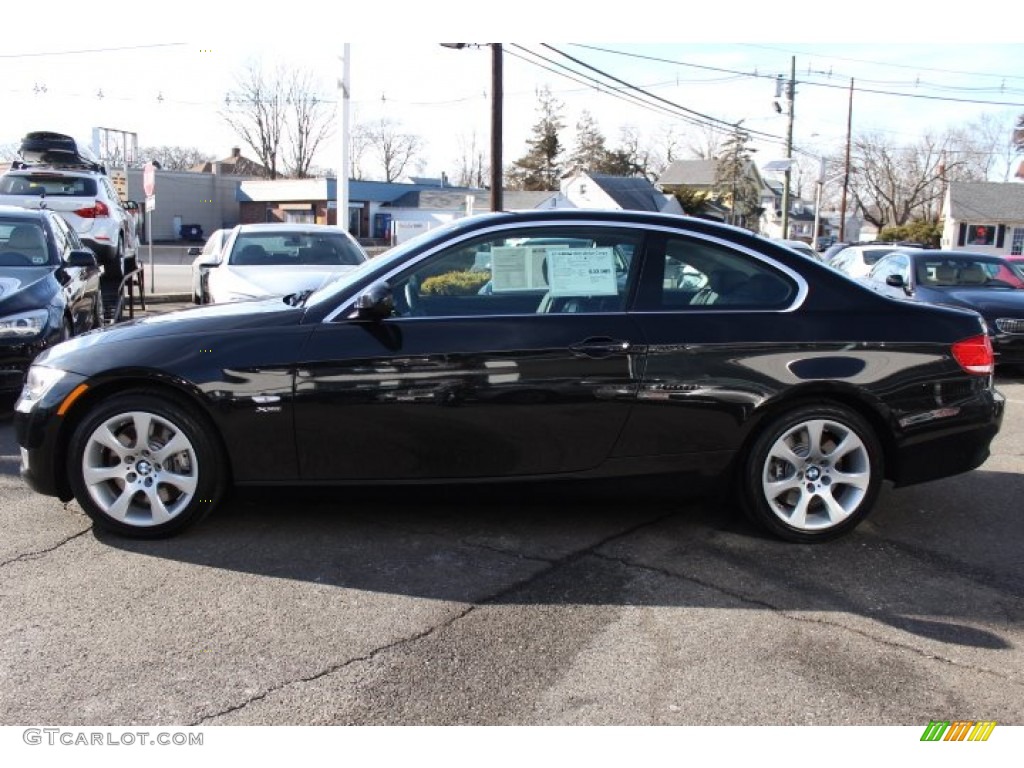 2010 3 Series 335i xDrive Coupe - Black Sapphire Metallic / Black photo #8