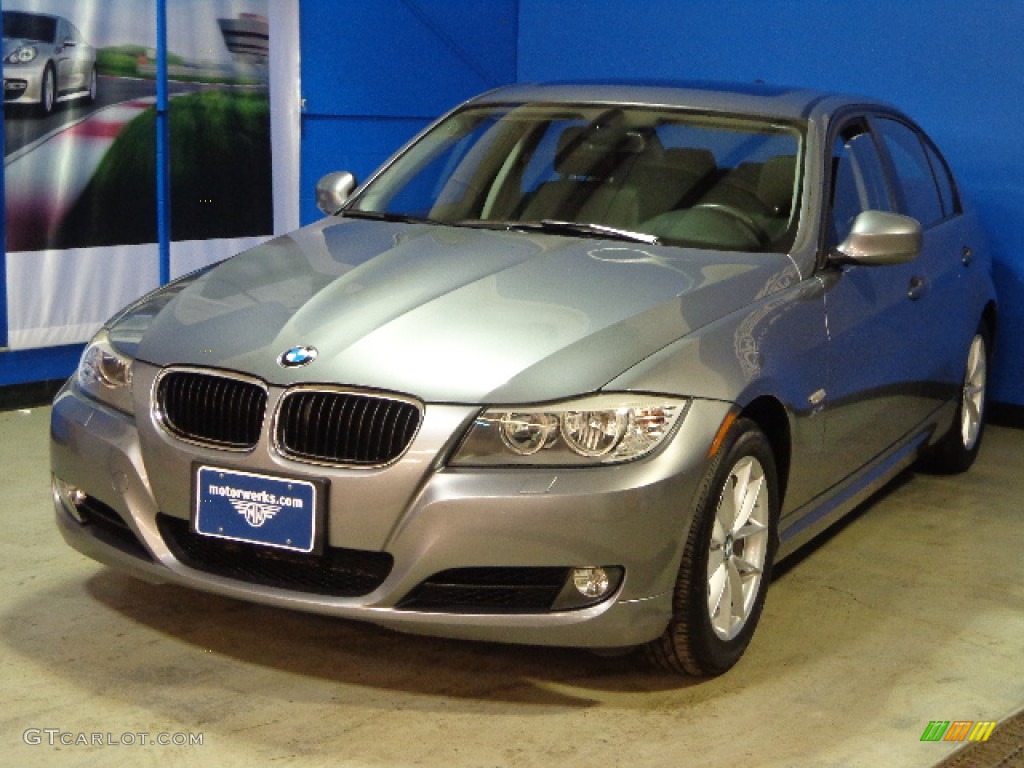 2010 3 Series 328i xDrive Sedan - Space Gray Metallic / Black photo #3